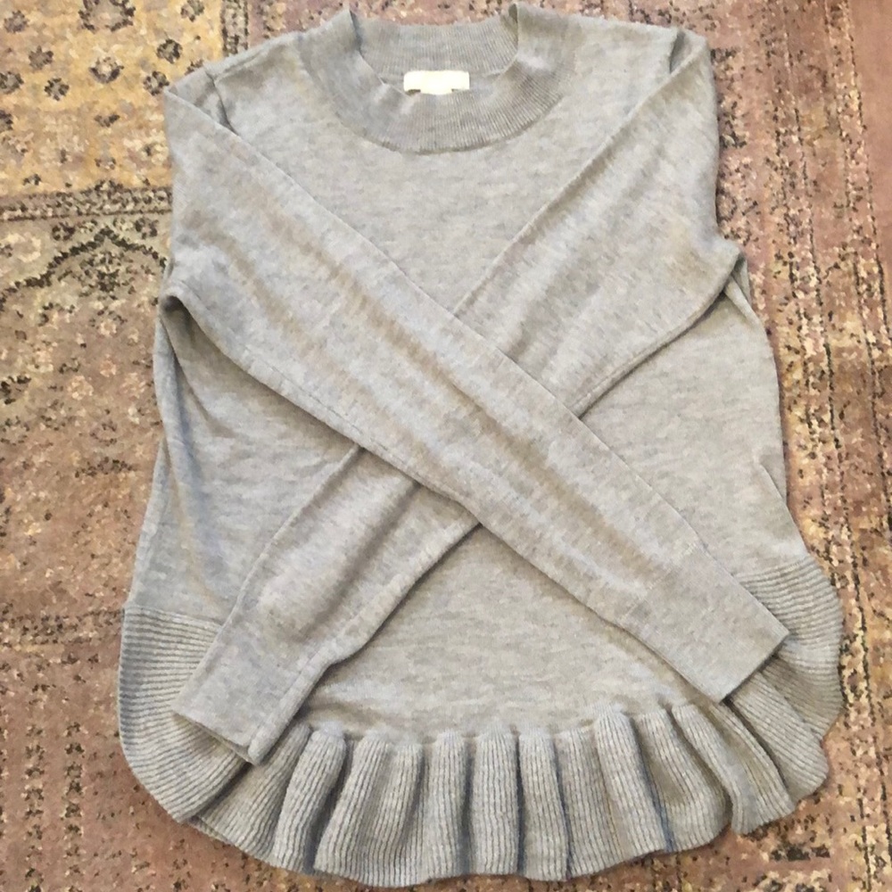 Grey sweater
